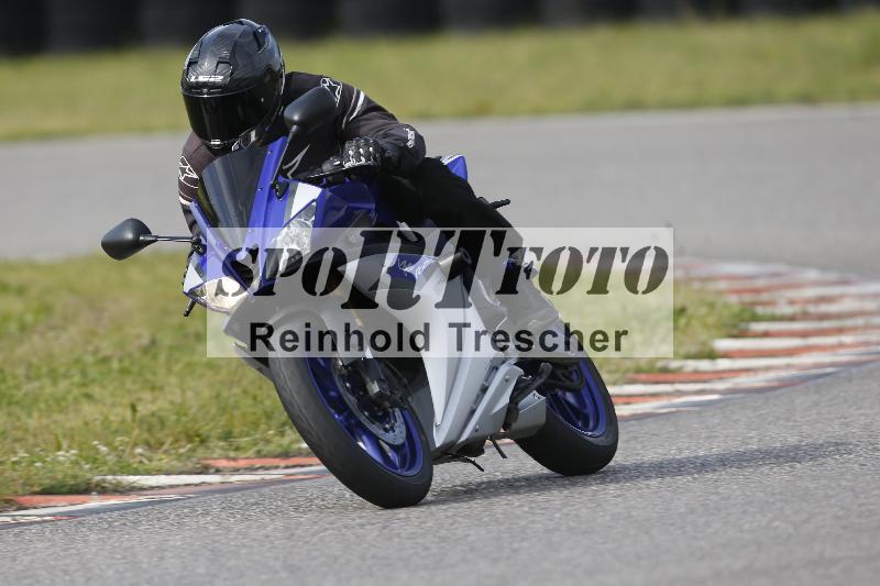 /Archiv-2024/17 01.05.2024 Speer Racing ADR/Schnuppertraining